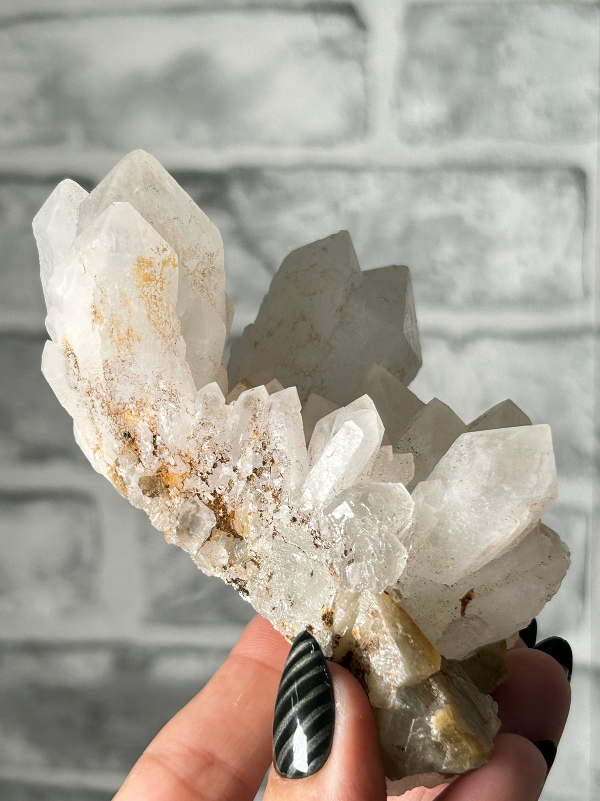 Quartz cluster with fluorite - Huanggang Mine