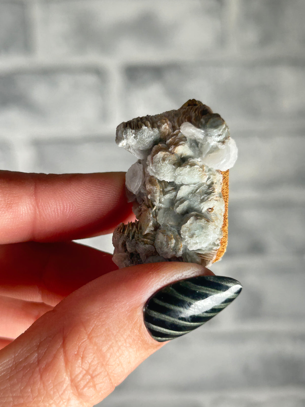 Coin Calcite on Quartz, Huanggang Fe-Sn Deposit, Inner Mongolia