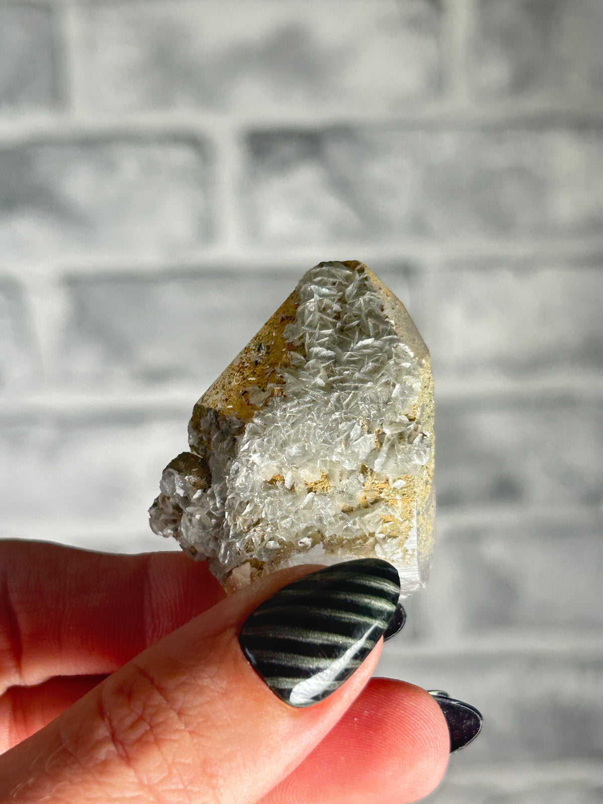Garden Quartz with Calcite, Huanggang Fe-Sn Deposit, Inner Mongolia