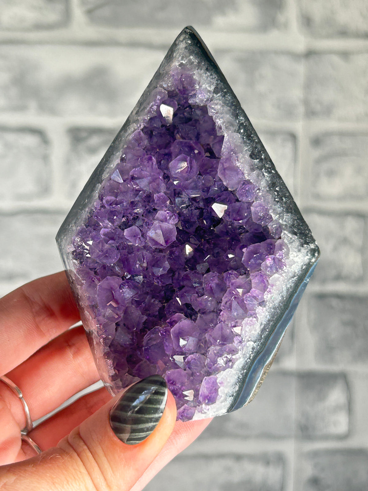 Brazilian Amethyst Cluster Diamond Cutbase