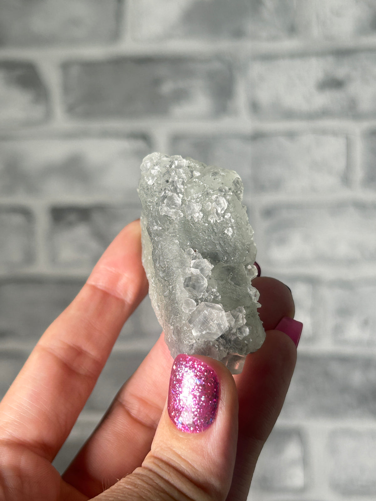 XHL fluorite with black phantoms