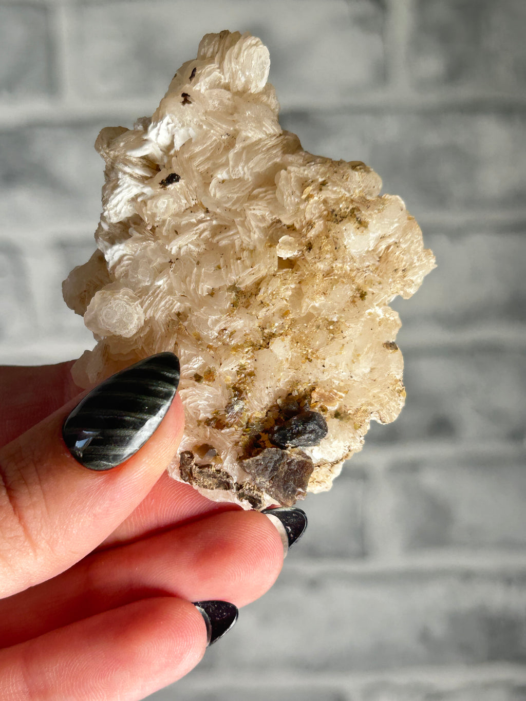 Coin Calcite,  Huanggang Fe-Sn Deposit, Inner Mongolia