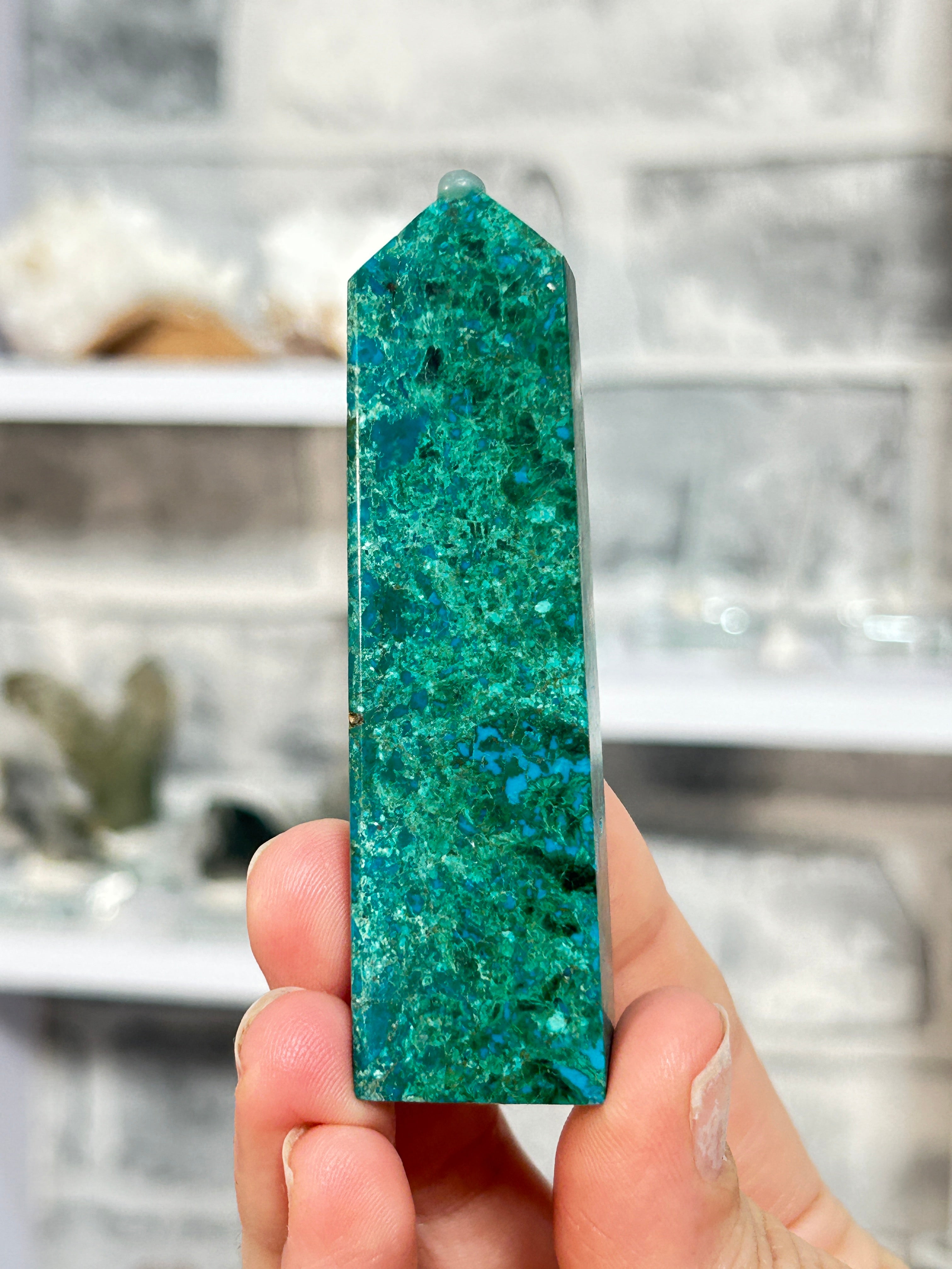 Chrysicolla/malachite tower