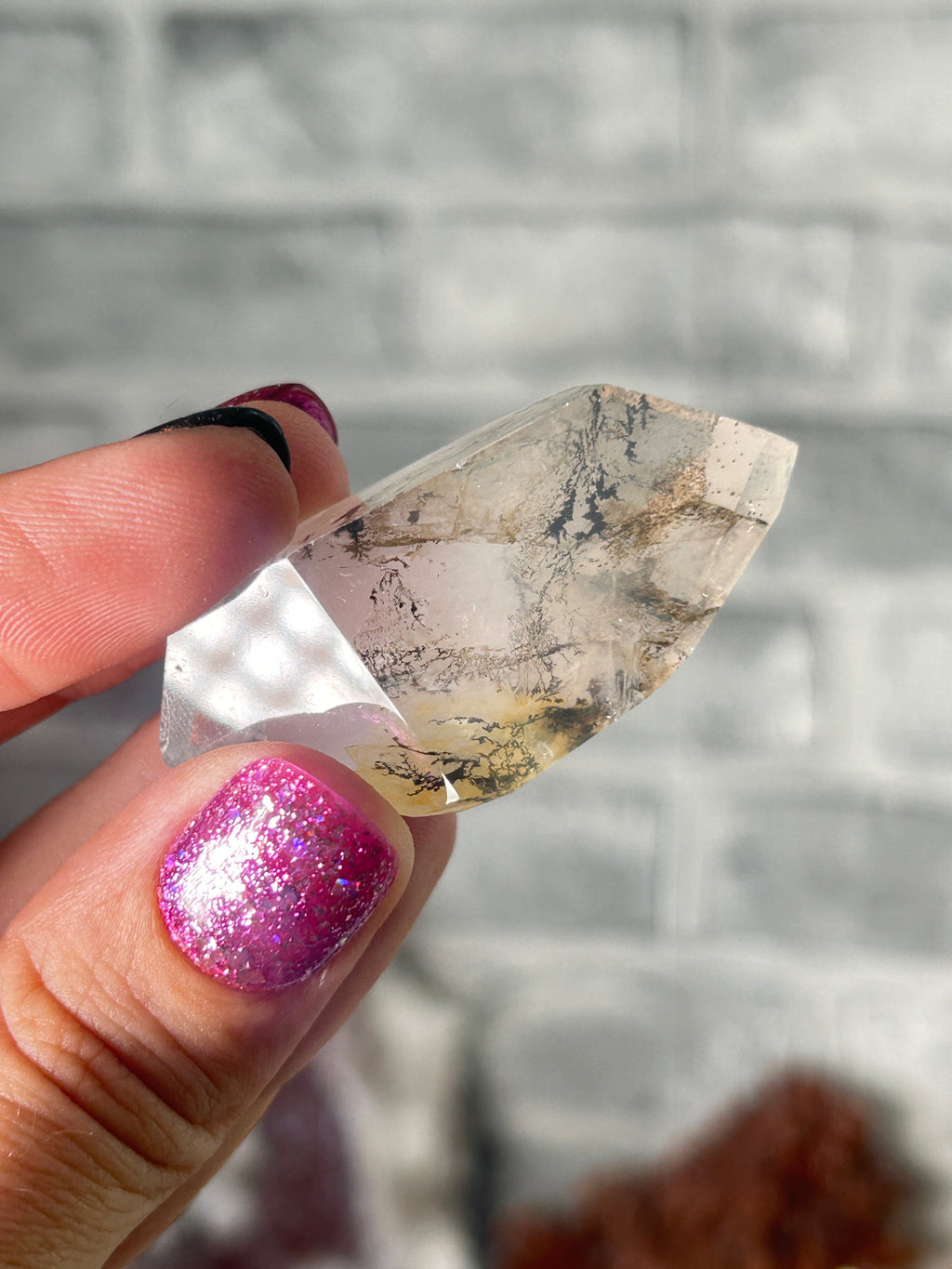 Dendritic quartz