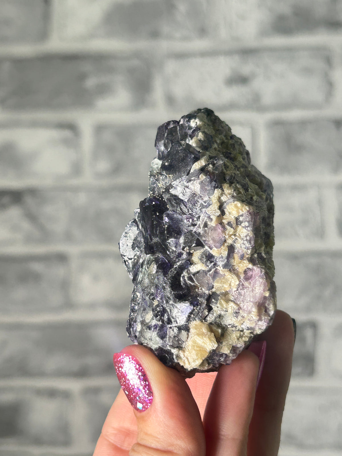 Glassy phantom fluorite, Inner Mongolia, (broken cubes)