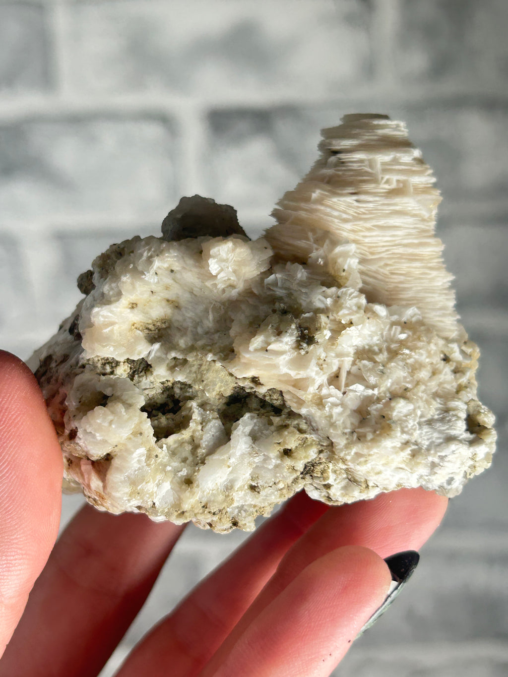 thousand layer calcite on Quartz, Huanggang Fe-Sn Deposit, Inner Mongolia
