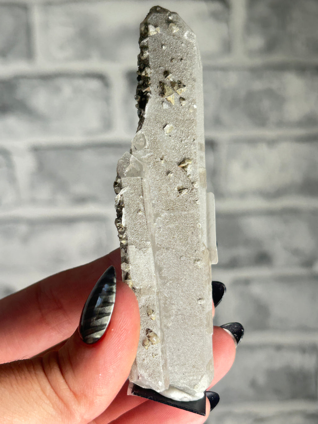 Candle Quartz with Calcite, Huanggang Fe-Sn Deposit, Inner Mongolia