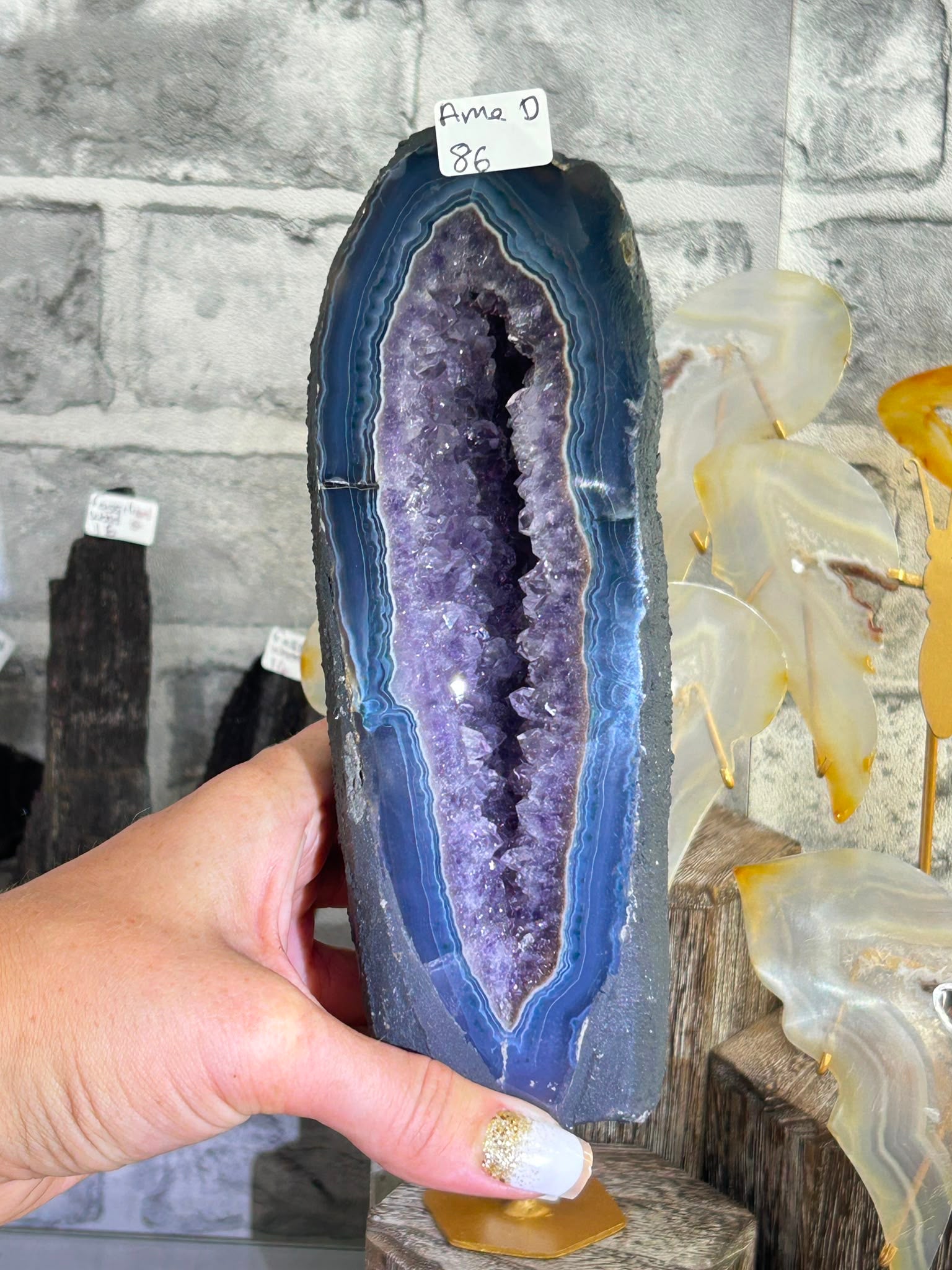 Amethyst Cut Base D