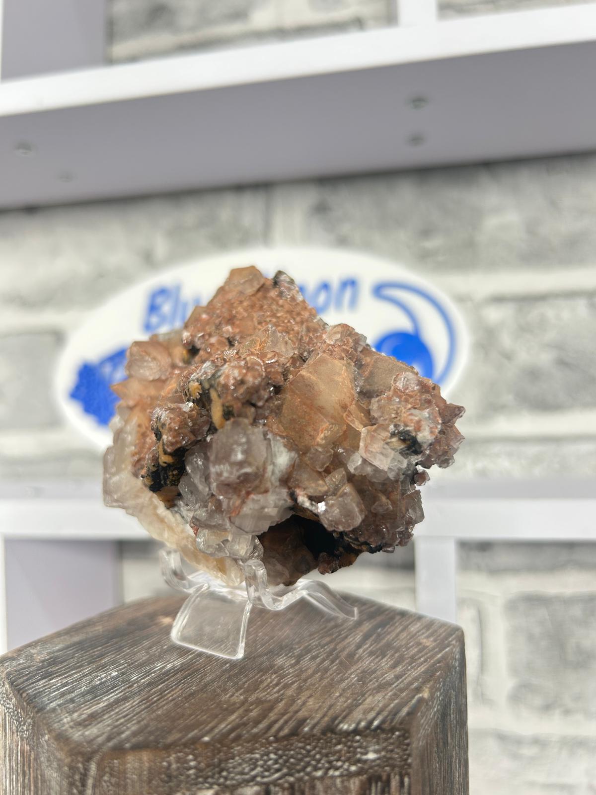 Dogtooth & Diamond Calcite with Psilomelane & Hematite