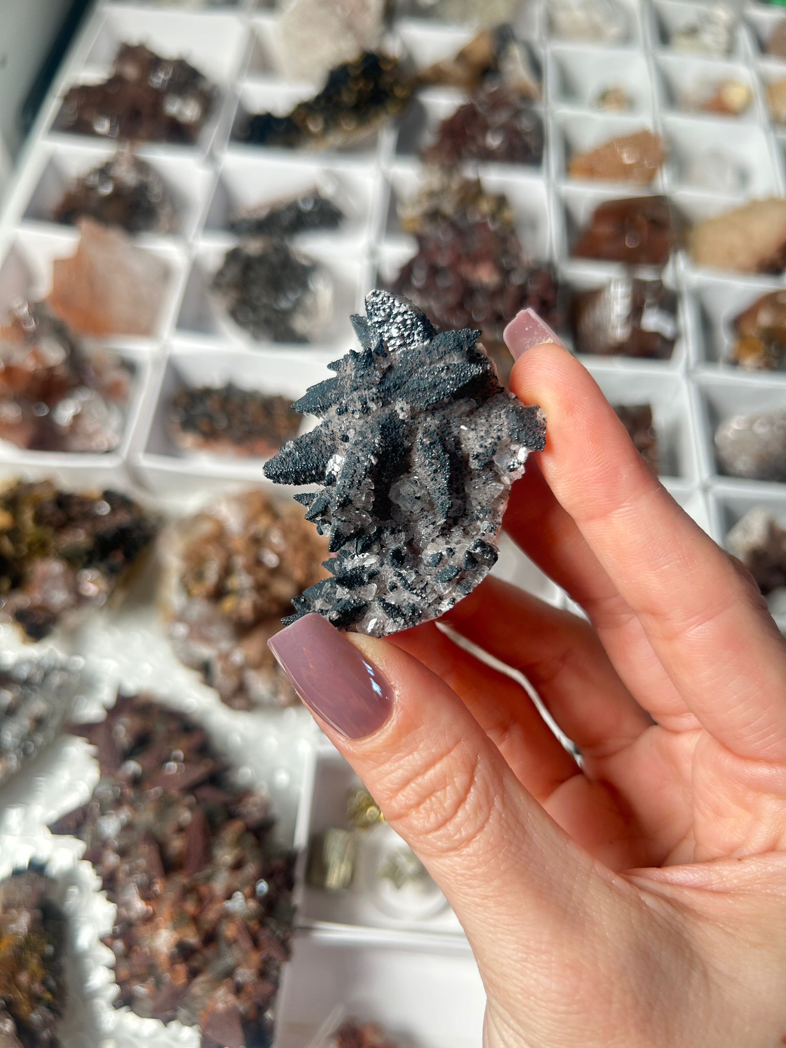 Psilomelane Coated Dogtooth Calcite